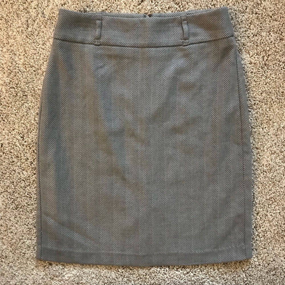 Covington Gray Herringbone Tweed Pencil Skirt, 6
